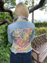 Load image into Gallery viewer, The Light Denim Jacket / Fall of Mauve
