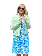 Load image into Gallery viewer, Long-Sleeve Linen Jacket Seafoam
