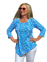 Load image into Gallery viewer, Asymmetrical Hemline Top with UPF50+ Summer Breeze Daisy
