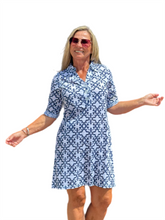 Load image into Gallery viewer, 3/4-Sleeve Polo-Collar Dress White/Navy

