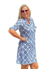 Load image into Gallery viewer, 3/4-Sleeve Polo-Collar Dress White/Navy
