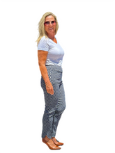 Load image into Gallery viewer, Ankle-length Pull-on Stretch Pants Navy
