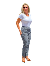 Load image into Gallery viewer, Ankle-length Pull-on Stretch Pants Navy

