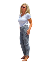 Load image into Gallery viewer, Ankle-length Pull-on Stretch Pants Navy
