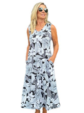 Load image into Gallery viewer, Sleeveless A-Line Maxi Dress Black / White
