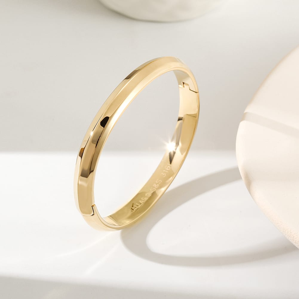 Dallas Bangle Yellow Gold Finish - Back of the Bay Boutique