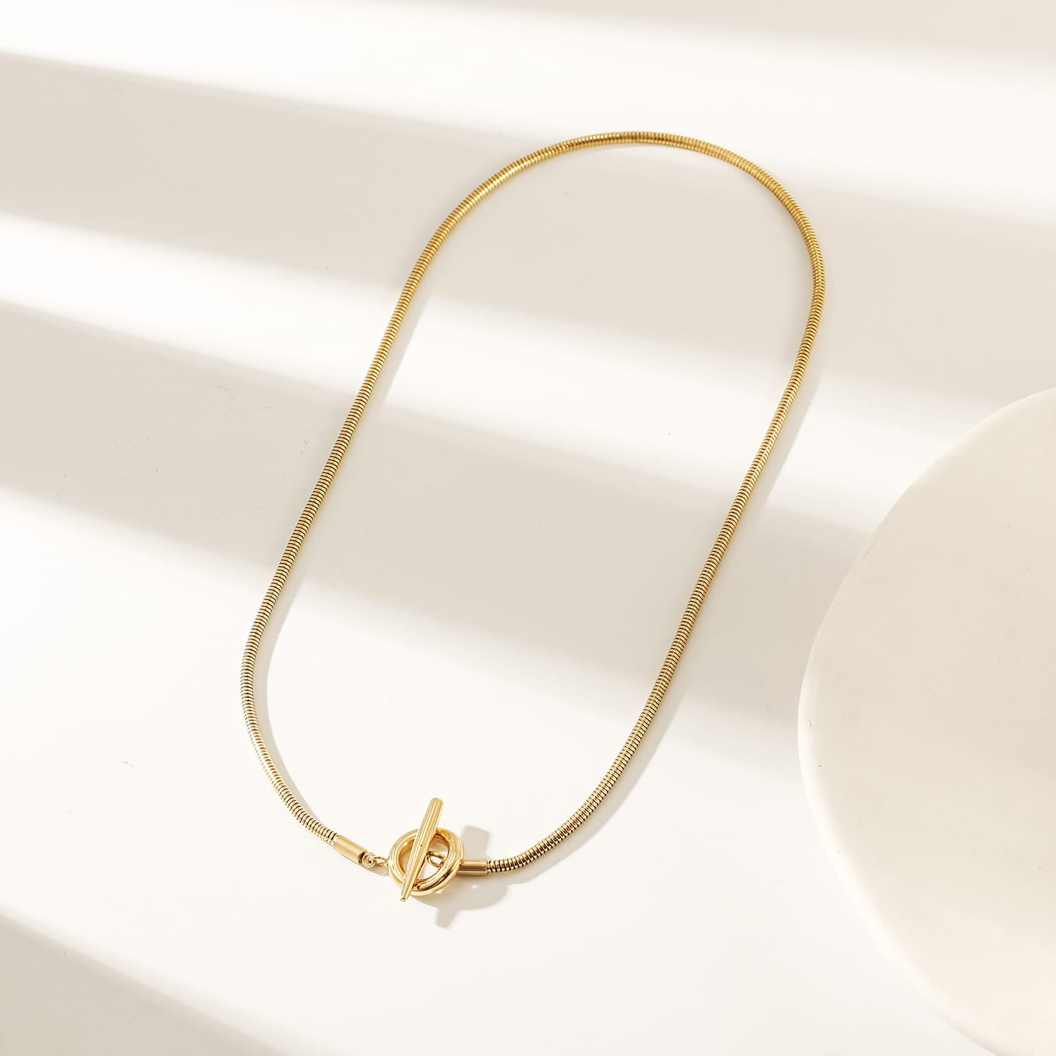 Toggle Necklace Yellow Gold Finish - Back of the Bay Boutique
