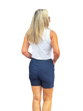Load image into Gallery viewer, 6&quot; Inseam Pull-on Stretch Shorts Navy
