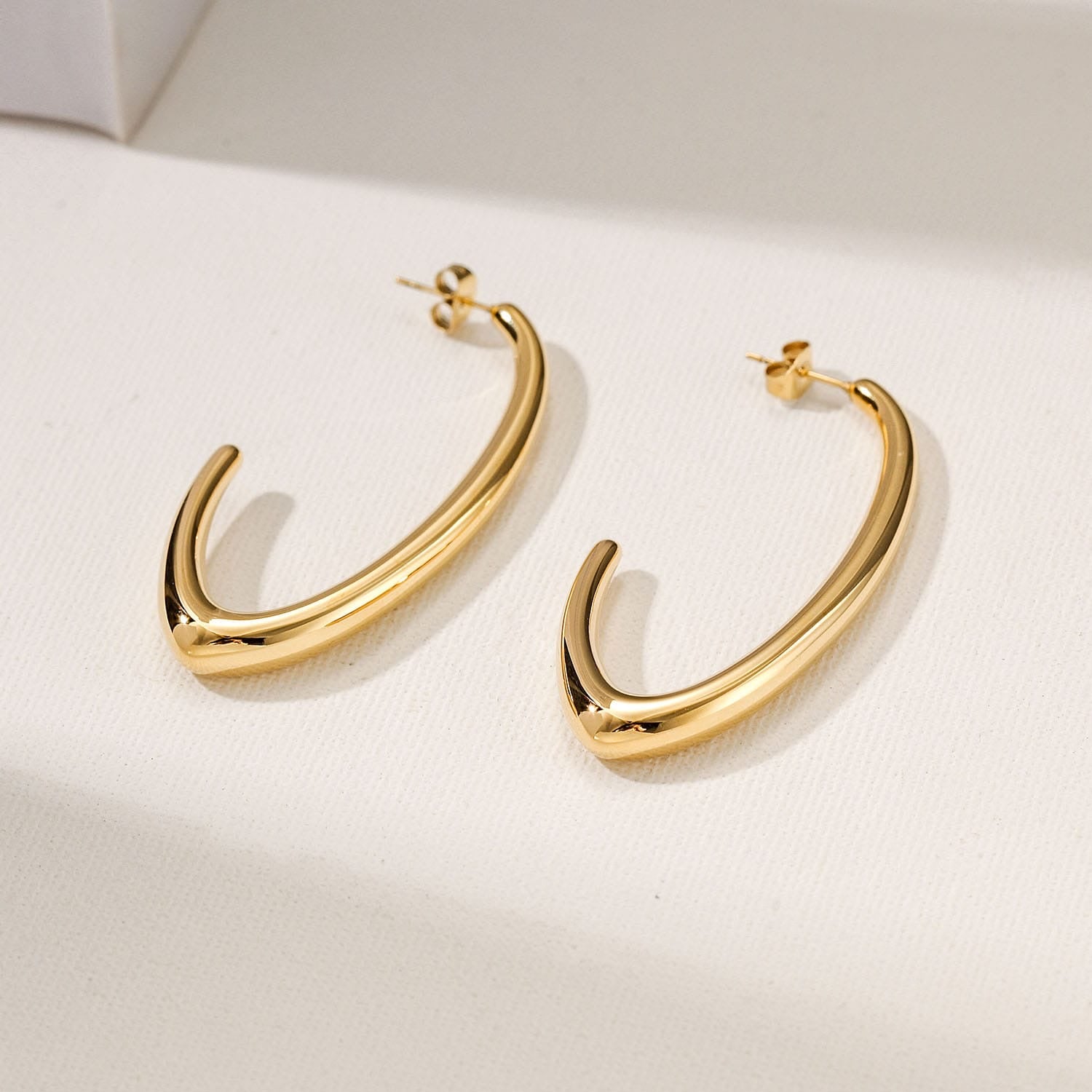 Linda Earring Yellow Gold Finish - Back of the Bay Boutique