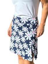 Load image into Gallery viewer, Pull-on Zip Skort with UPF50+ Daisy Navy
