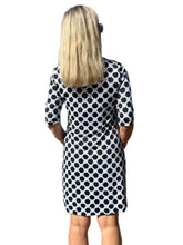 Load image into Gallery viewer, Elbow-Sleeve Travel Dress with UPF50+ Ropes Black/White
