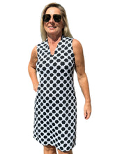 Load image into Gallery viewer, Scalloped-Neck Sleeveless Dress with UPF50+ Ropes Black/White
