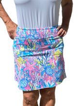 Load image into Gallery viewer, 17&quot; Pull-on Skort with UPF50+ Turtles
