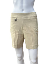 Load image into Gallery viewer, 6&quot; Inseam Pull-on Stretch Shorts
